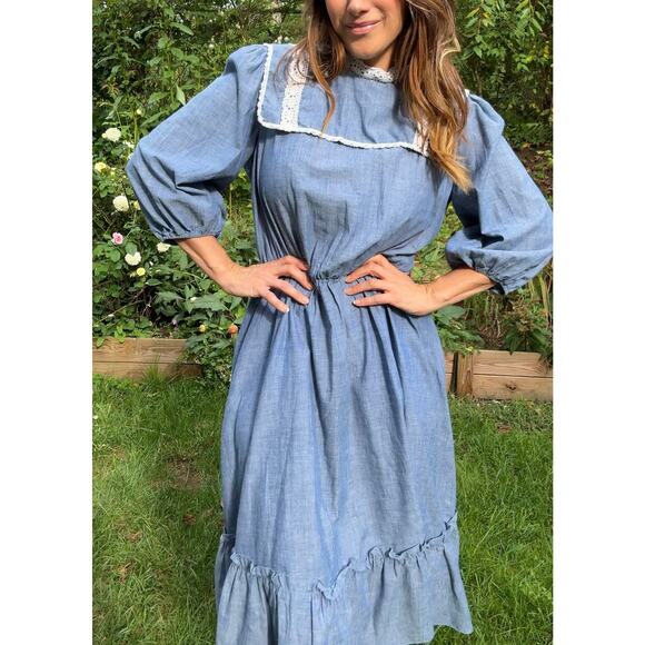 70s Chambray Prairie Dress, Lace Collar Midi - Vintage - Picture 8 of 9